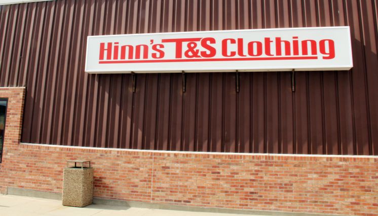 Hinn&#039;s T&amp;S Clothing